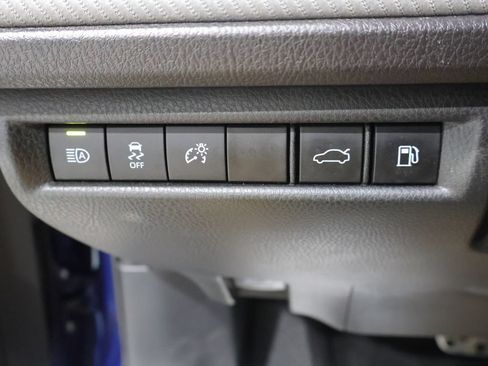 Used 2025 Toyota Camry SE w/ Convenience Package AWD/4WD image 33
