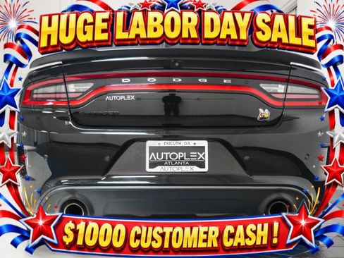 Used 2023 Dodge Charger Scat Pack w/ Technology Group RWD image 30