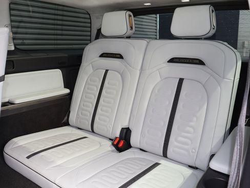 Used 2023 Rivian R1S Launch Edition image 24