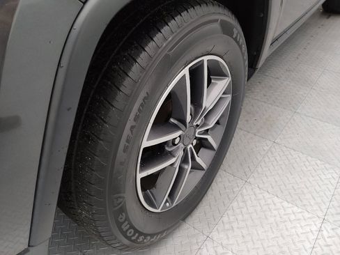 Used 2019 Jeep Grand Cherokee Limited RWD image 31