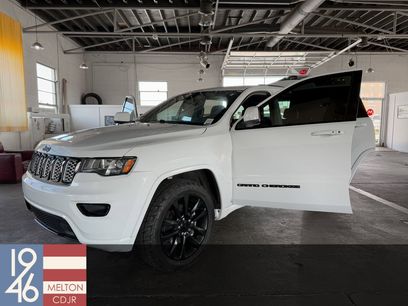 Used 2020 Jeep Grand Cherokee Altitude