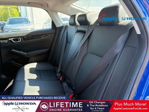 Used 2024 Honda Civic Touring image 5