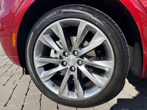 Certified 2021 Buick Envision Avenir image 57