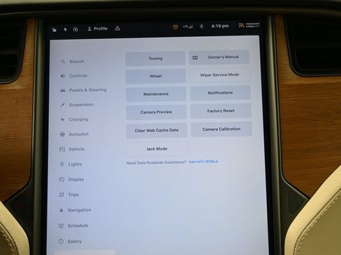 Used 2020 Tesla Model X Long Range AWD/4WD image 19