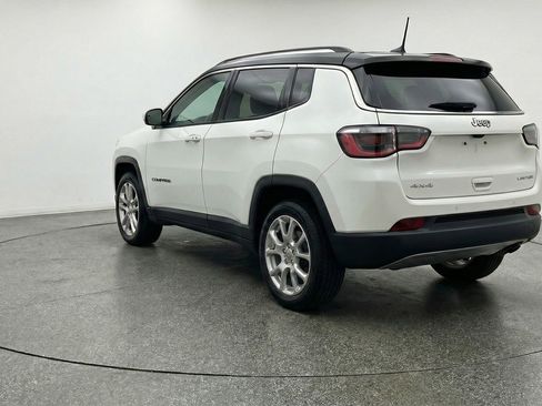 Used 2025 Jeep Compass Limited AWD/4WD image 6