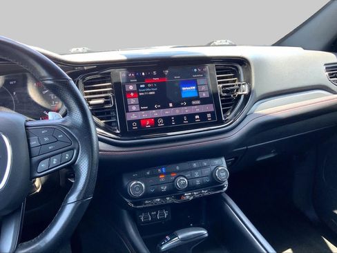 Used 2024 Dodge Durango GT AWD/4WD image 7
