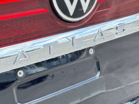 Certified 2026 Volkswagen Atlas SEL AWD/4WD image 19