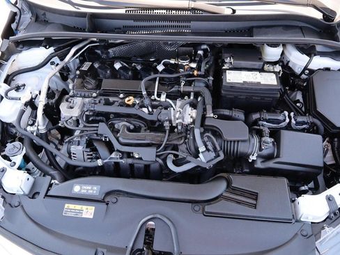 Certified 2025 Toyota Corolla LE FWD image 25