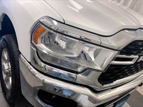 Used 2024 RAM 2500 Big Horn image 33
