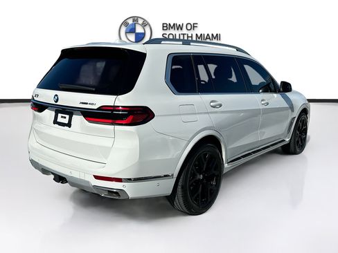 Used 2026 BMW X7 xDrive40i AWD/4WD image 6