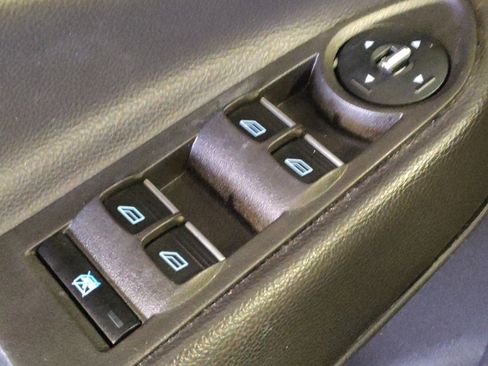 Used 2015 Ford Escape Titanium w/ Equipment Group 301A FWD image 27