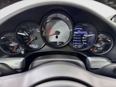 Certified 2017 Porsche 911 Carrera 4S AWD/4WD image 16