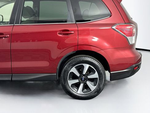 Used 2017 Subaru Forester 2.5i Limited AWD/4WD image 41