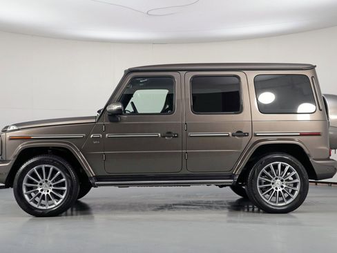 Used 2023 Mercedes-Benz G 550 G 550 w/ AMG Line & Exclusive image 9