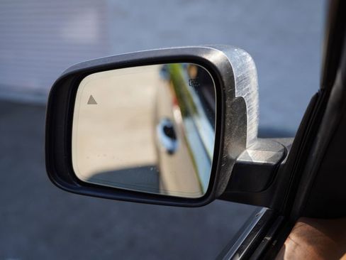 Used 2015 Jeep Grand Cherokee Summit w/ Trailer Tow Group IV image 37