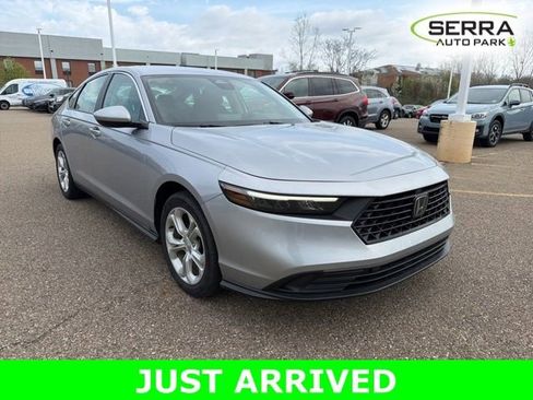 Used 2023 Honda Accord LX image 2