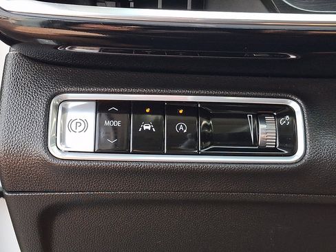Used 2024 Buick Envision Preferred AWD/4WD image 25