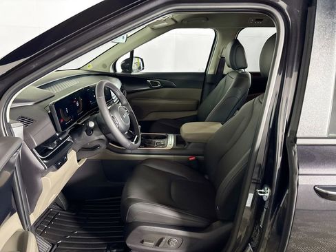 New 2026 Kia Carnival LXS image 11