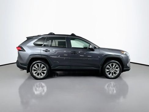 Used 2023 Toyota RAV4 XLE Premium AWD/4WD image 9