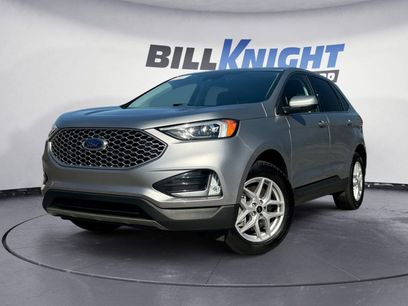 Used 2024 Ford Edge SEL w/ Convenience Package