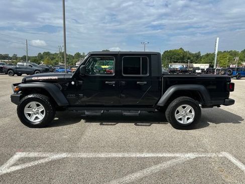 Used 2020 Jeep Gladiator Sport w/ Quick Order Package 24S AWD/4WD image 4