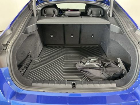 Certified 2025 BMW i4 eDrive40 w/ M Sport Package image 30