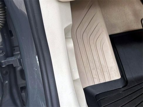 Used 2019 BMW M850i xDrive Convertible w/ M Carbon Exterior Package image 22