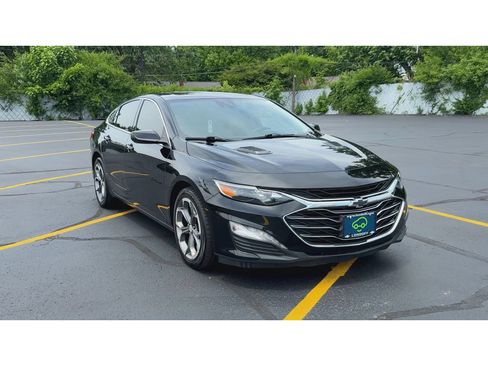 Used 2023 Chevrolet Malibu LT FWD image 3