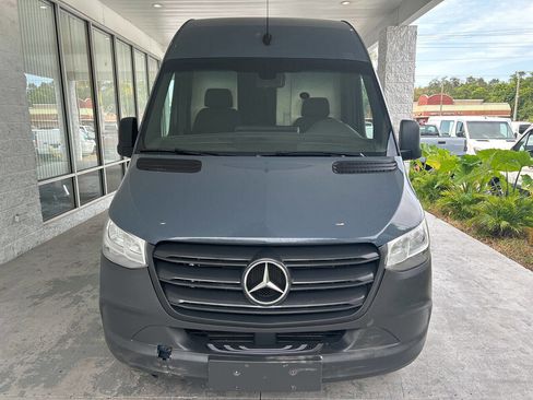 Used 2019 Mercedes-Benz Sprinter 144 image 3