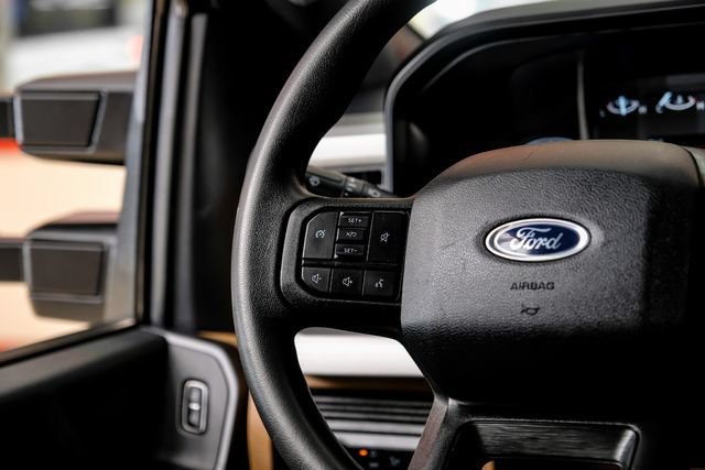 Used 2025 Ford F250 XLT AWD/4WD image 17