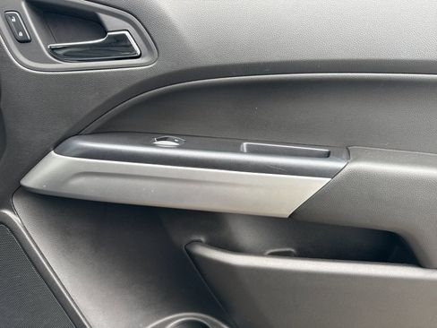 Used 2016 Chevrolet Colorado LT w/ Luxury Package, Chrome image 17