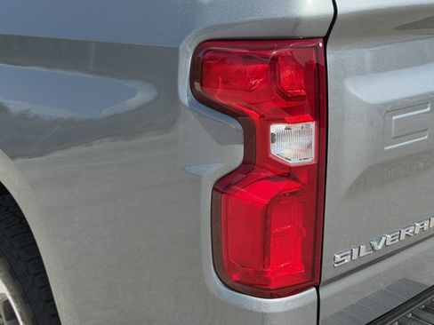 Used 2024 Chevrolet Silverado 1500 High Country w/ Technology Package AWD/4WD image 10