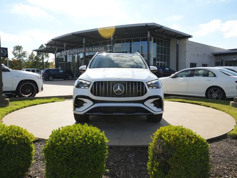 New 2026 Mercedes-Benz GLE 53 AMG 4MATIC image 2