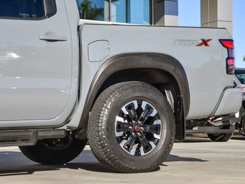 Used 2023 Nissan Frontier Pro-X w/ Tow Package image 11