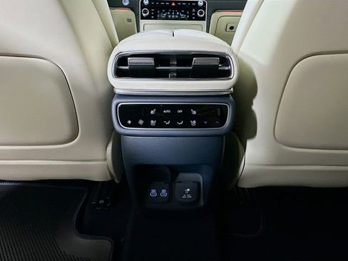 New 2026 Genesis GV80 3.5T Prestige image 18