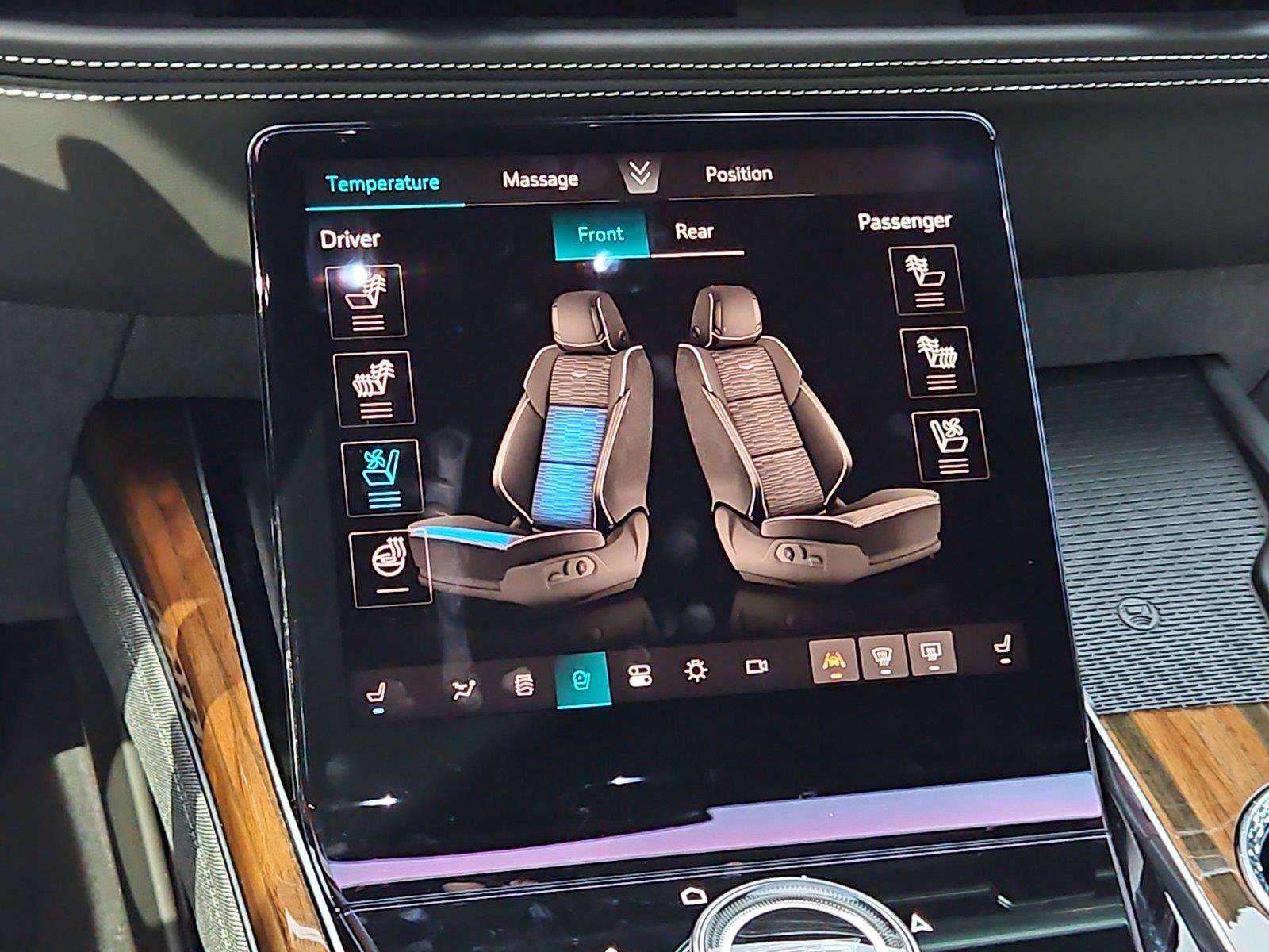 Used 2025 Cadillac Escalade Sport Platinum AWD/4WD image 22