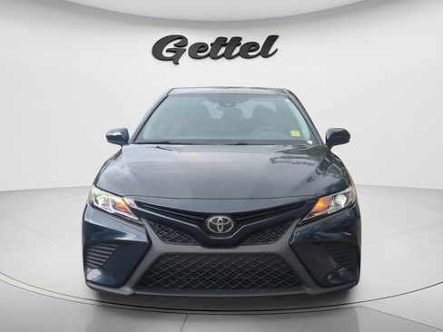 Used 2020 Toyota Camry SE FWD image 8