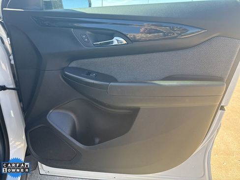 Used 2025 Chevrolet TrailBlazer LS w/ LS Confidence Package image 25