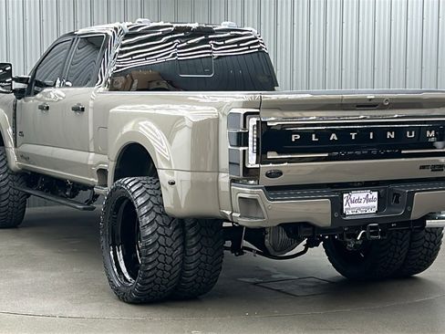 Used 2026 Ford F450 Platinum w/ Platinum Plus Package image 3