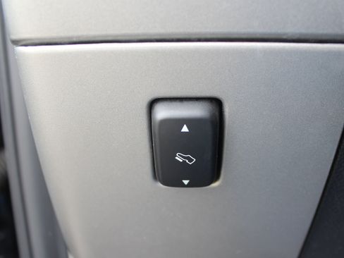 Used 2011 Ford Expedition EL Limited image 23