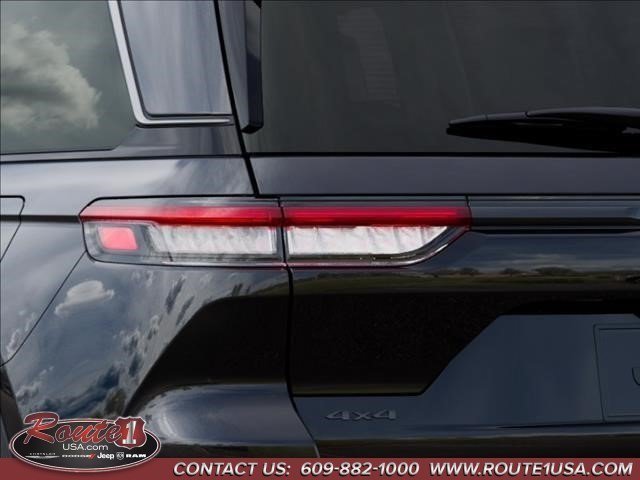 New 2026 Jeep Grand Cherokee Altitude AWD/4WD image 10