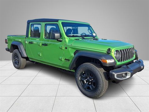 New 2026 Jeep Gladiator Sport image 2