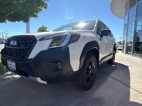 Used 2025 Subaru Forester Wilderness w/ Convenience Package AWD/4WD image 9