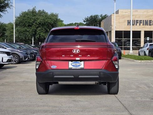 Certified 2026 Hyundai Kona SE FWD image 7