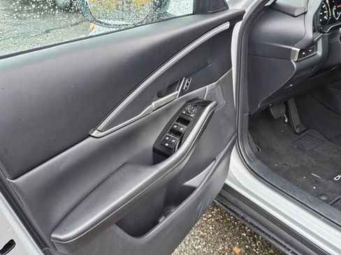 Certified 2025 MAZDA CX-30 AWD 2.5 S w/ Select Sport Pkg image 21