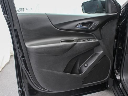 Used 2020 Chevrolet Equinox LT AWD/4WD image 17