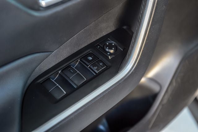 Used 2021 Toyota RAV4 XLE Premium FWD image 47