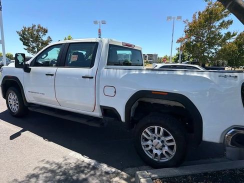 Used 2024 GMC Sierra 2500 Pro AWD/4WD image 14