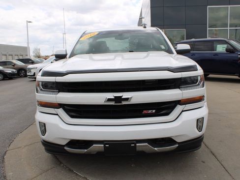 Used 2018 Chevrolet Silverado 1500 LT w/ All Star Edition image 2