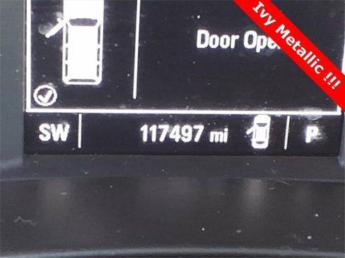 Used 2018 Chevrolet Equinox LS image 26